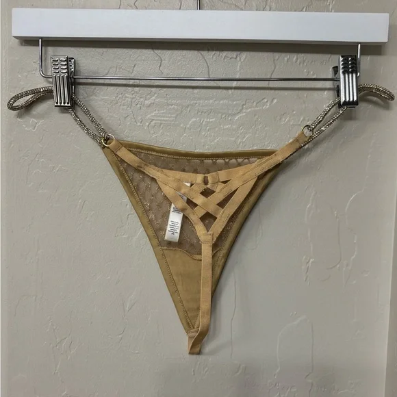 For Love & Lemons Lingerie Set - Picture 6 of 8